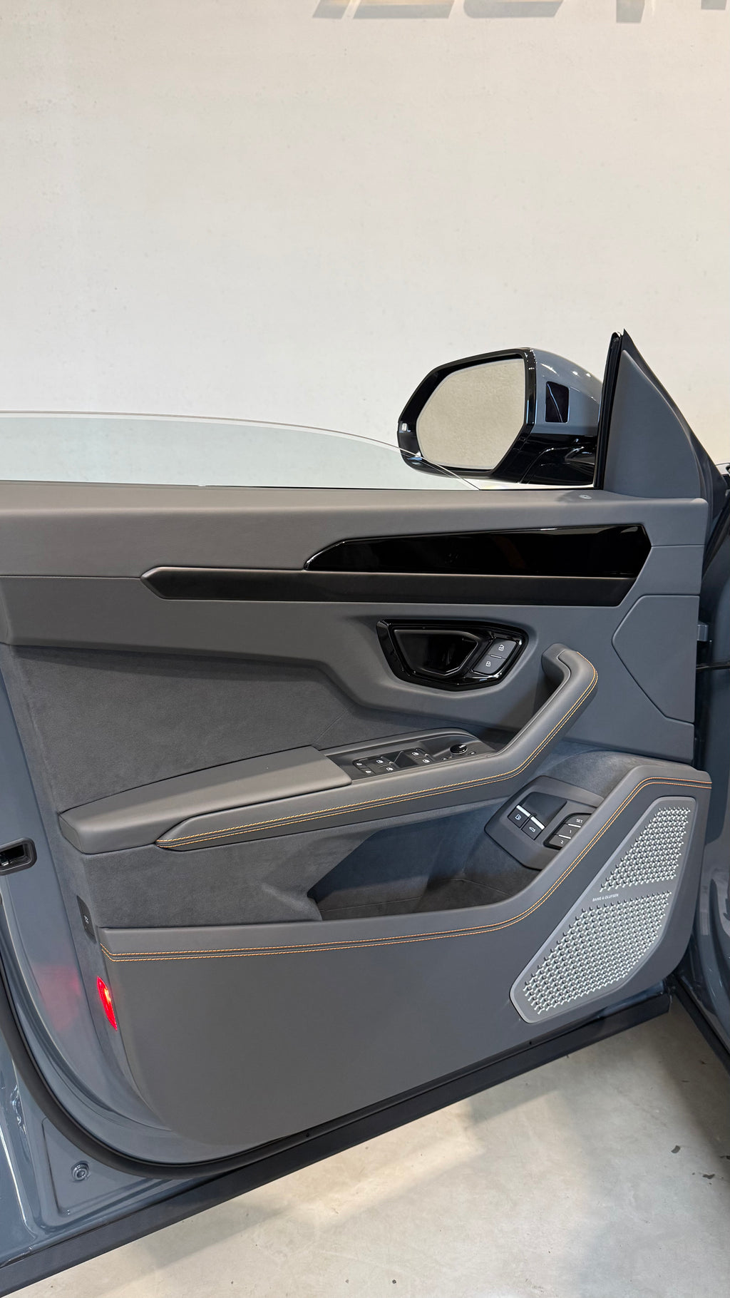 Urus SE - MY 2026