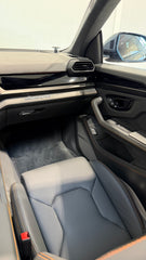 Urus SE - MY 2026 interior 17