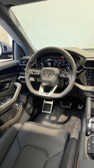Urus SE - MY 2026 interior 18