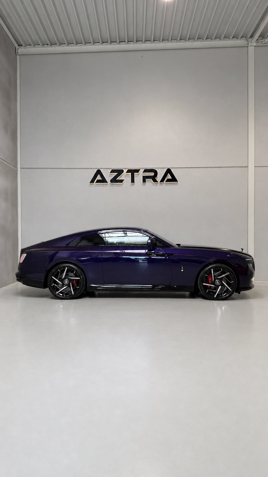 Black Badge Spectre - MY 2026