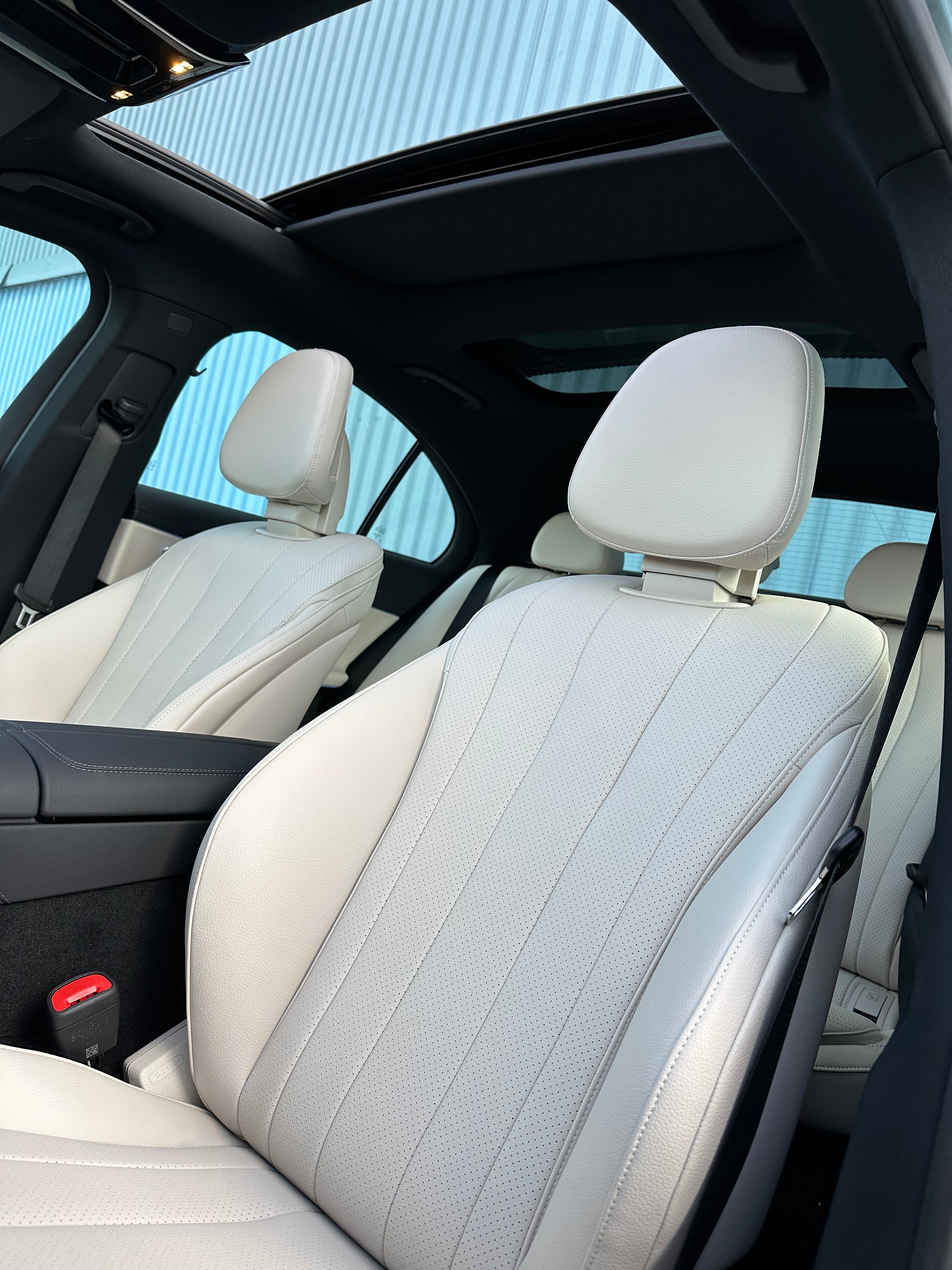 Mercedes-Benz - E200 Sedan - MY 2024