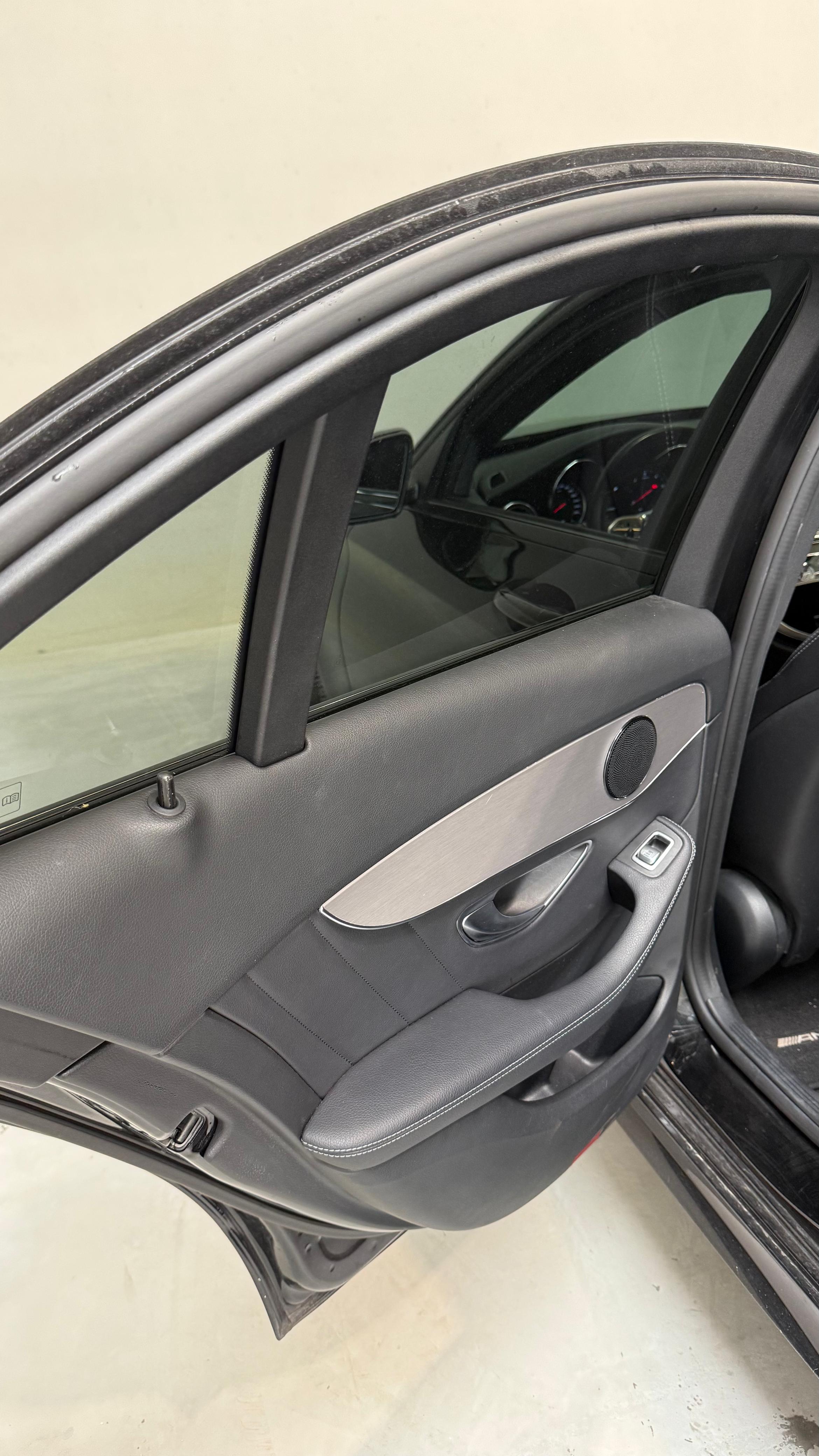 C200d Sedan - MY 2019