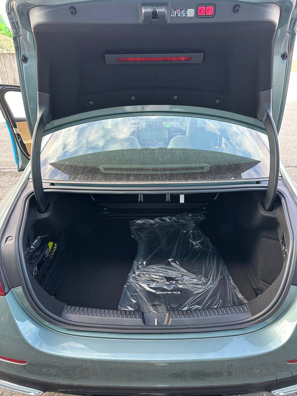 Mercedes-Benz - E200 Sedan - MY 2024