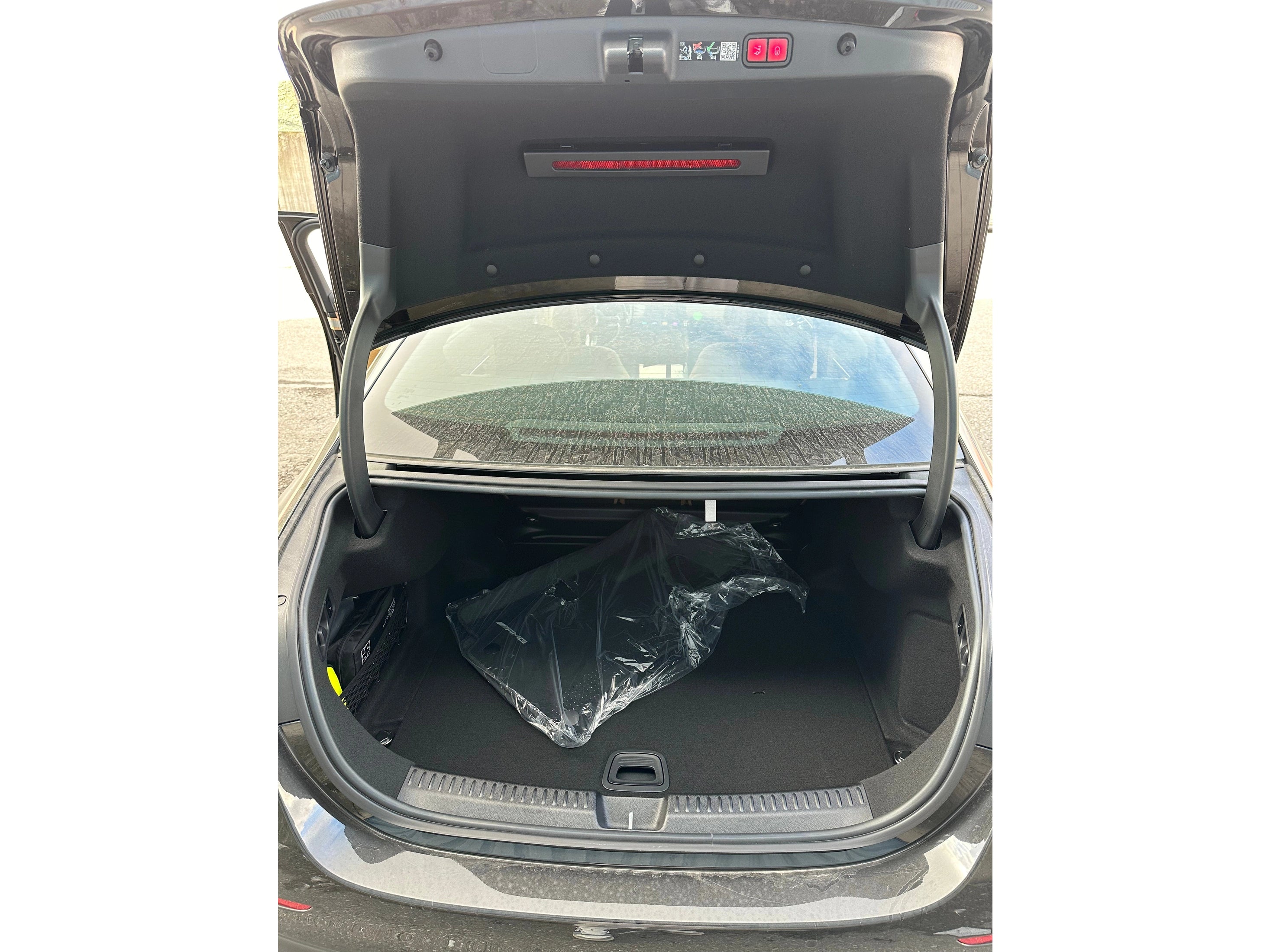 Mercedes-Benz - E200 Sedan - MY 2024