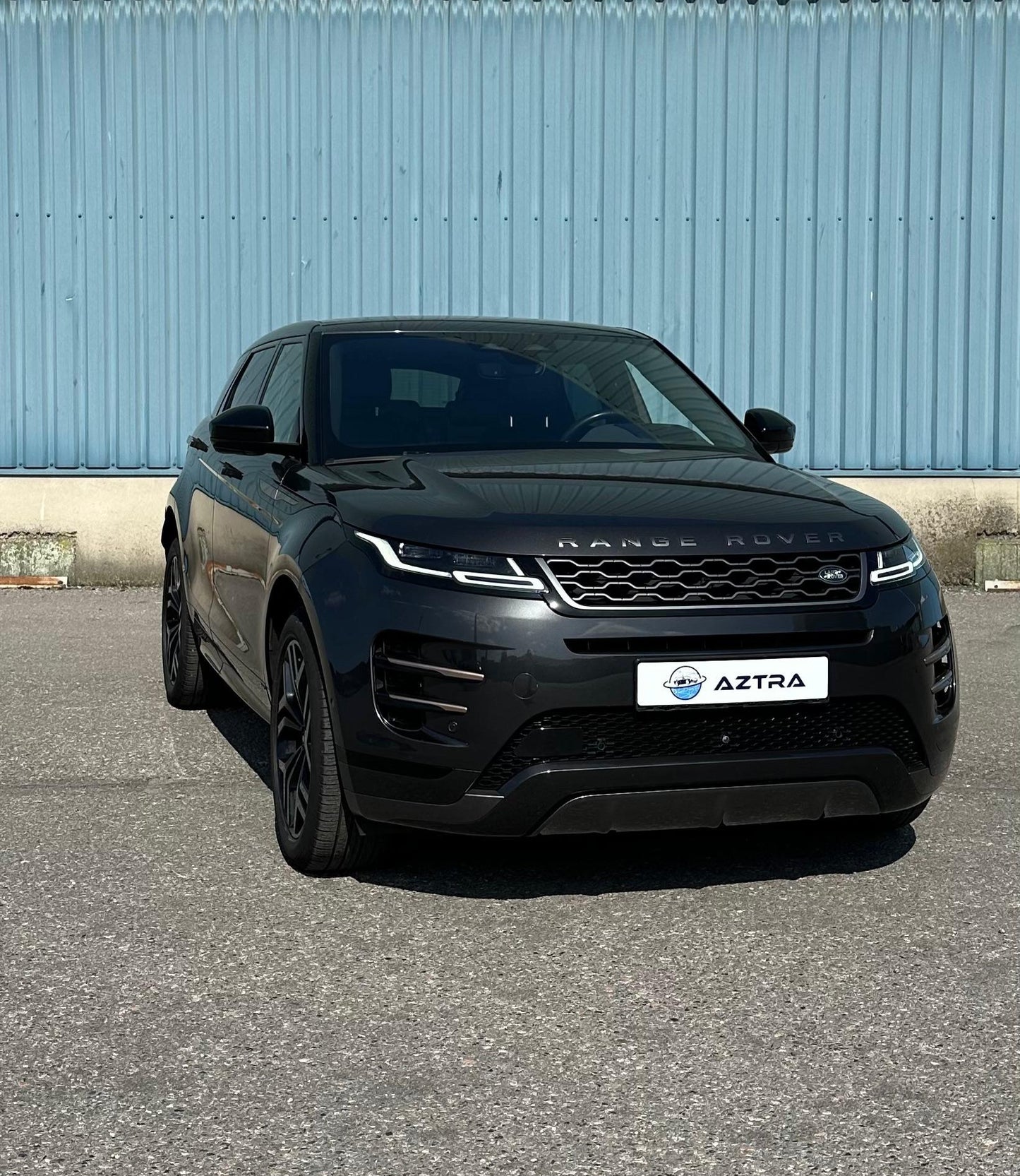 Range Rover EVOQUE P300e
R-Dynamic - MY2021