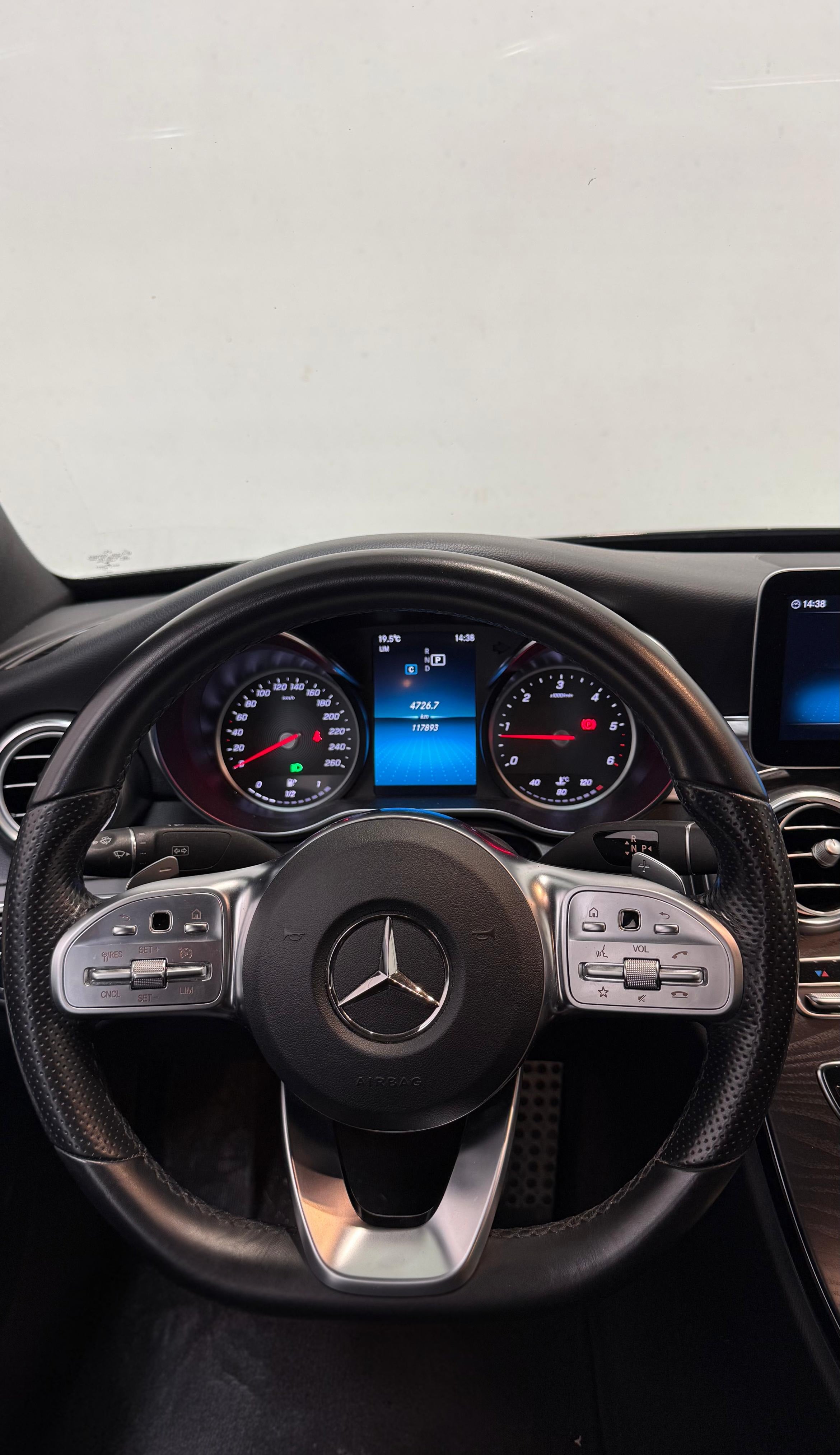 C200d Sedan - MY 2019