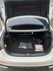 Mercedes-Benz - E200 Sedan - MY 2025 exterior 2