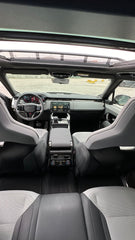 Range Rover - SV Edition One - MY2024 interior 9