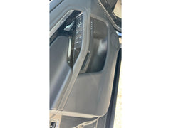 Range Rover - Evoque P300e R-Dynamic - MY2021 interior 4